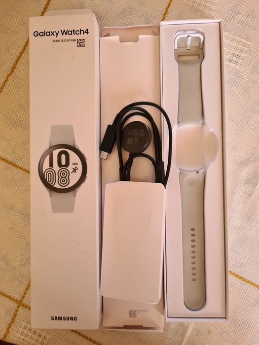 Bracelete e carregador Galaxy Watch4 4G LTE  (44mm), da Samsung