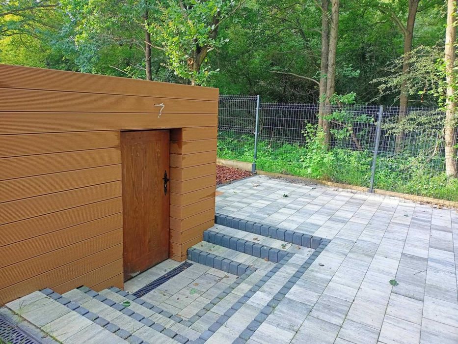 schron betonowy , piwniczka betonowa , ziemianka , piwnica , sauna ogrodowa