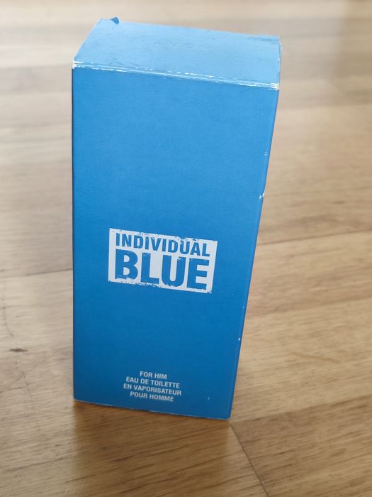 Woda toaletowa Indivodual Blue avon