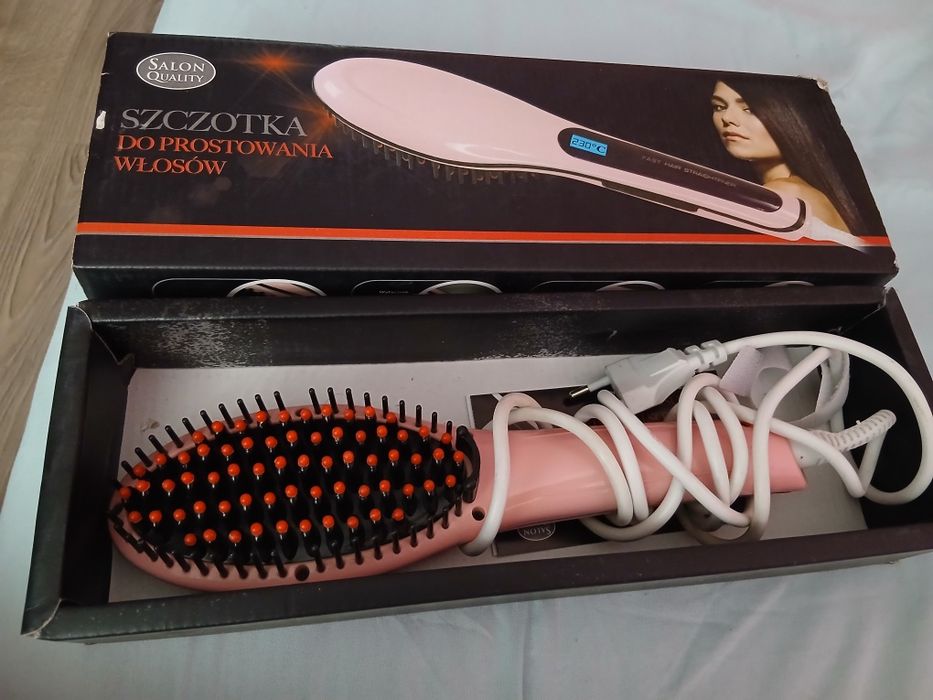 Lokówka i szczotka prostującą