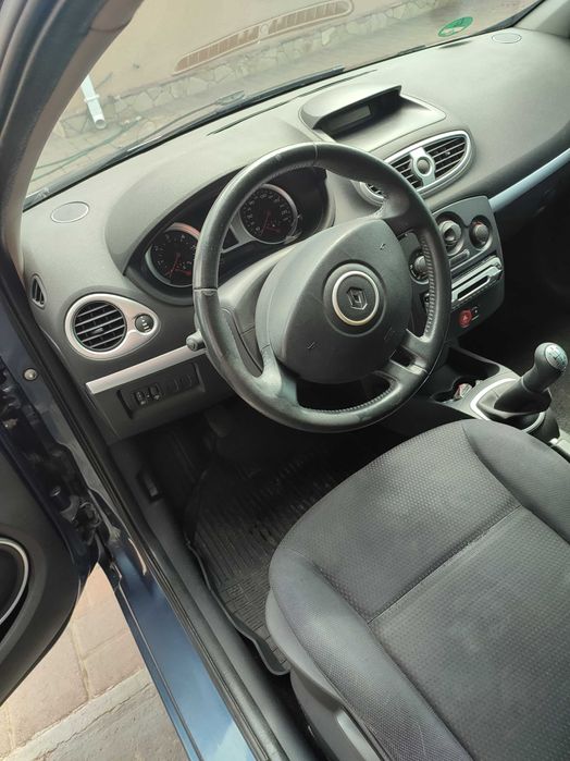 Продам Рено клио 1.5 дизель