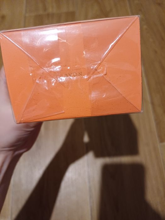 Жіночі парфуми Avon