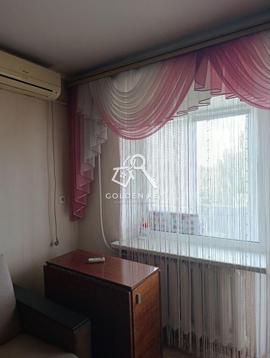 Продаж 1-кімнатної квартири на Соцмісті