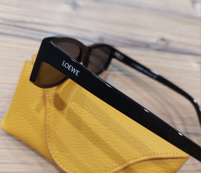 Чорні вузьки сонцезахисні окуляри LW4048 Loewe! — zdjęcie 4