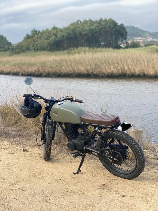 Honda CG125 (Café Racer/Bratt)