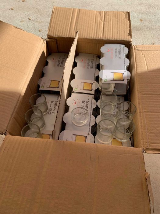 Copos de shot / licor (muitas unidades)