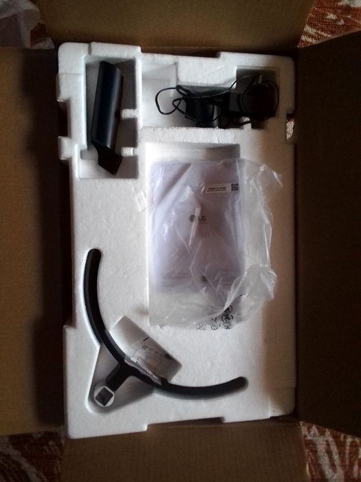 Монітор LG MK 600 24 дюйми!