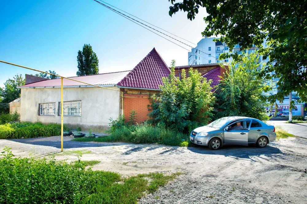 Пр.Богоявленский 700 кв.м. фасад цена 79 тыс.у.е.