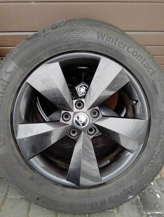 Koła Zimowe 17 Skoda Kodiaq VW Tiguan Tarraco Q3 Continental 8mm 2023r