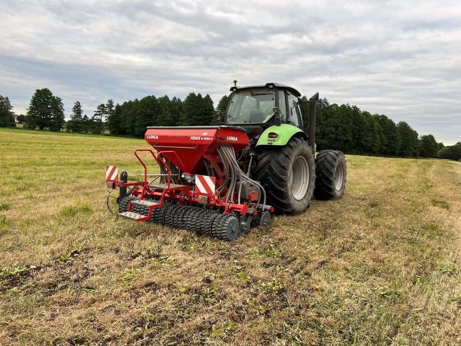 Zbiór traw  koszenie SaMASZ belowanie usługi rolnicze wywóz obornika