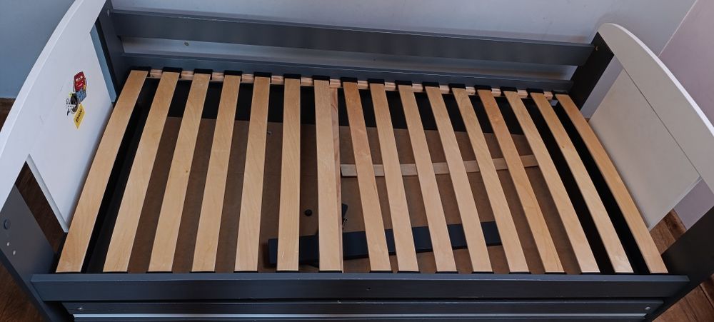 Łóżeczko dziecięce 160x85