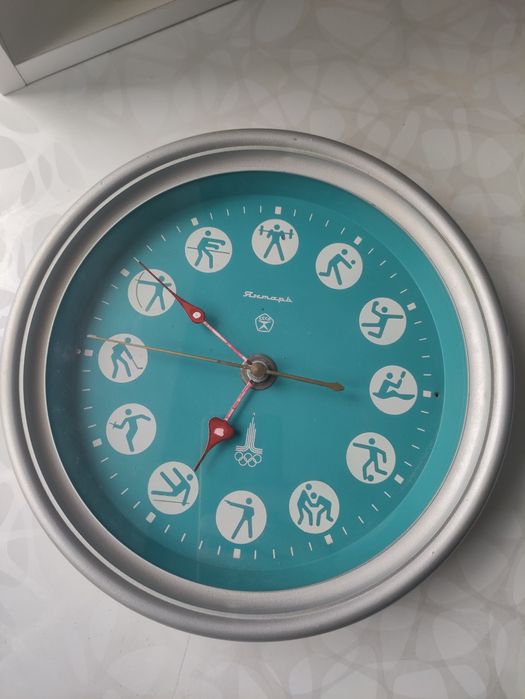 Настенные часы СССР