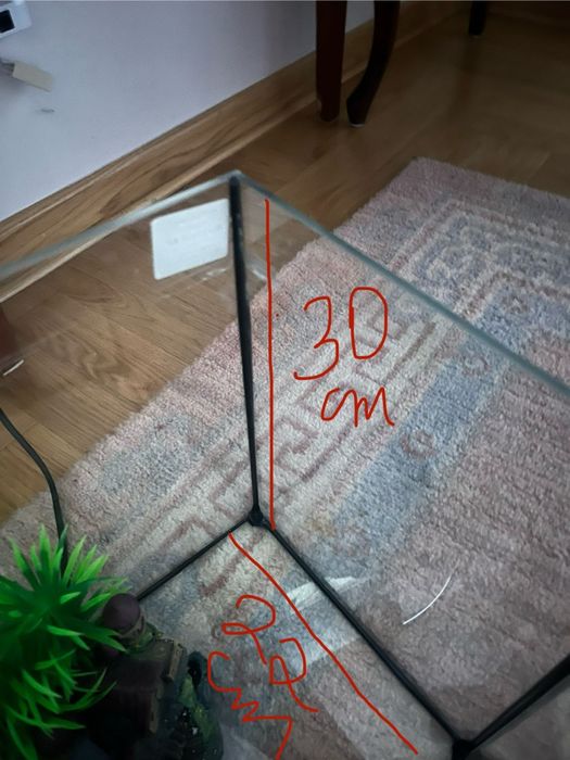Używane akwarium 28l 40x22x30