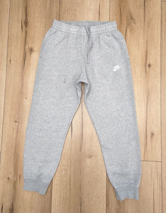 Nike męskie szare spodnie dresowe sportowe w rozmiarze M