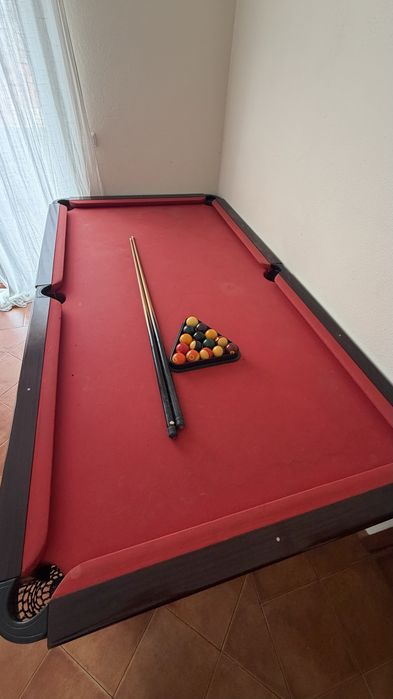 Mesa de Snooker Com acessórios incluídos Bolas, triângulo, tacos, escova,rebeca