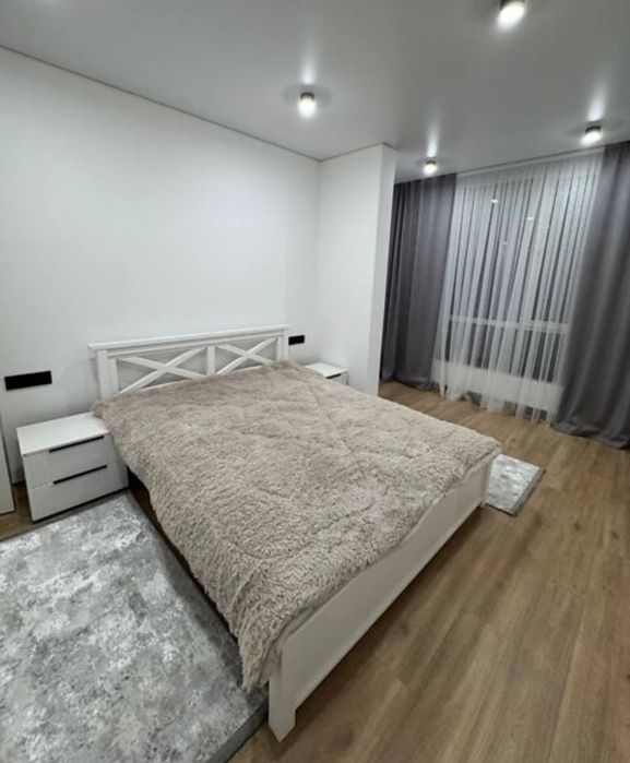 Продається 2-кімнатна квартира в центрі міста