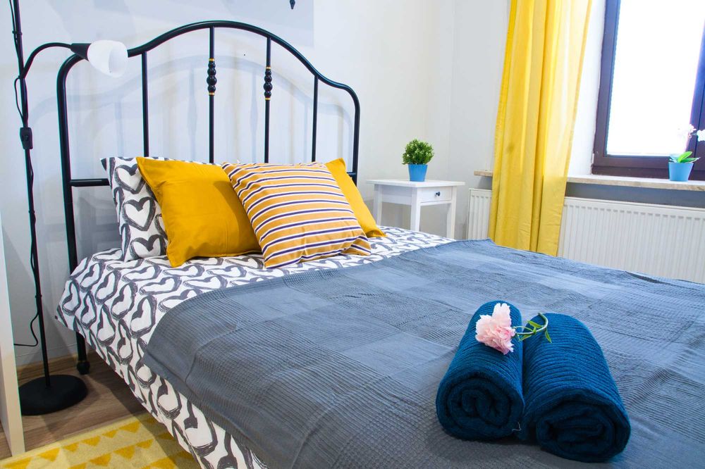 Apartament na doby w ścisłym Centrum-ul. Świętoduska- Turkusowy