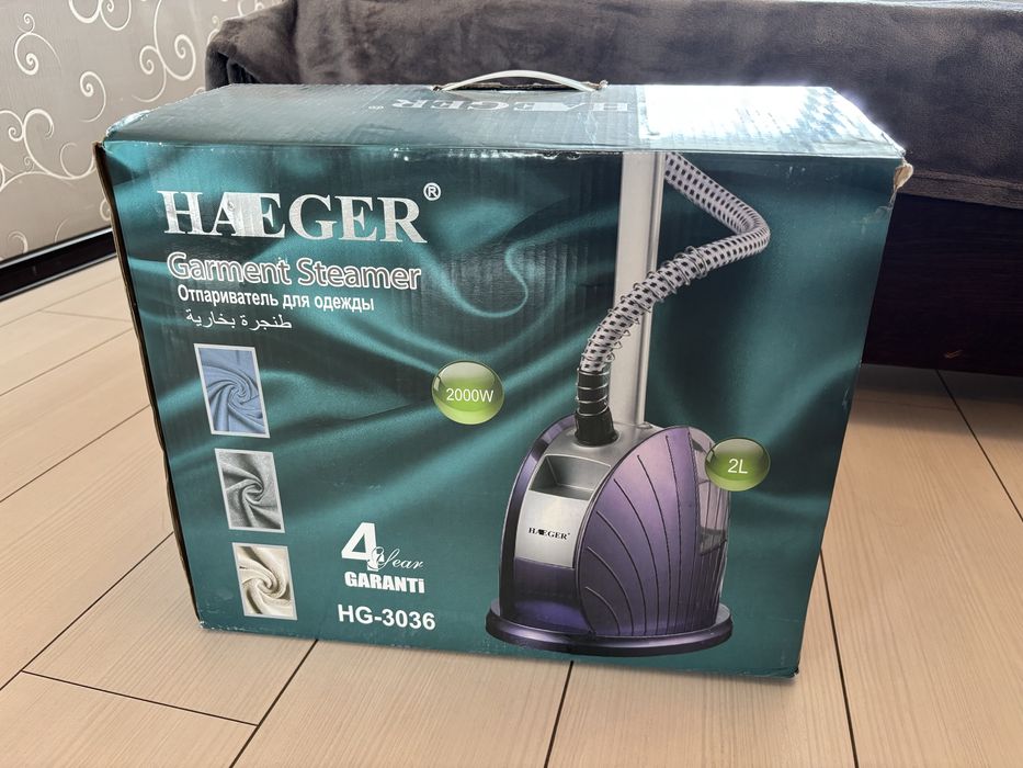 Паровой утюг-отпариватель Hager HG-3036