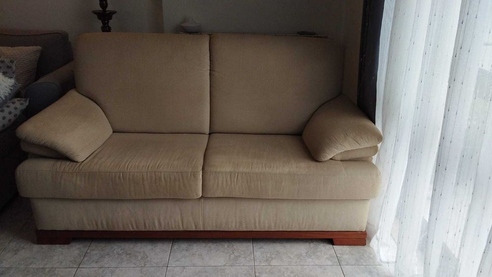 Sofá de tecido 2 lugares
