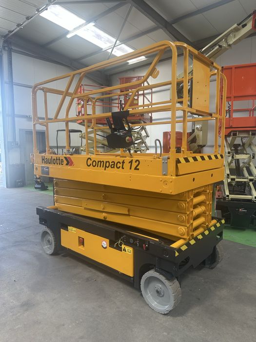 Plataforma elevatoria tesoura 12 metros