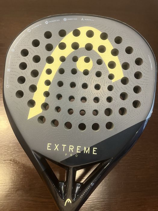 Raquete de padel. Head extreme pro 2025. Como nova, sem um unico arranhao. Motivo de venda o facto de ter de comprar uma raquete mais leve