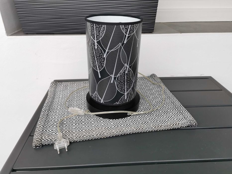 Piękny abażur lampka