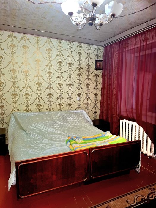 Продається квартира(частина будинку)смт.Кирнасівка,Вінницька область.