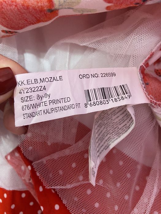 Святкове плаття LC Waikiki для дівчинки 8-9 років, 128-134см