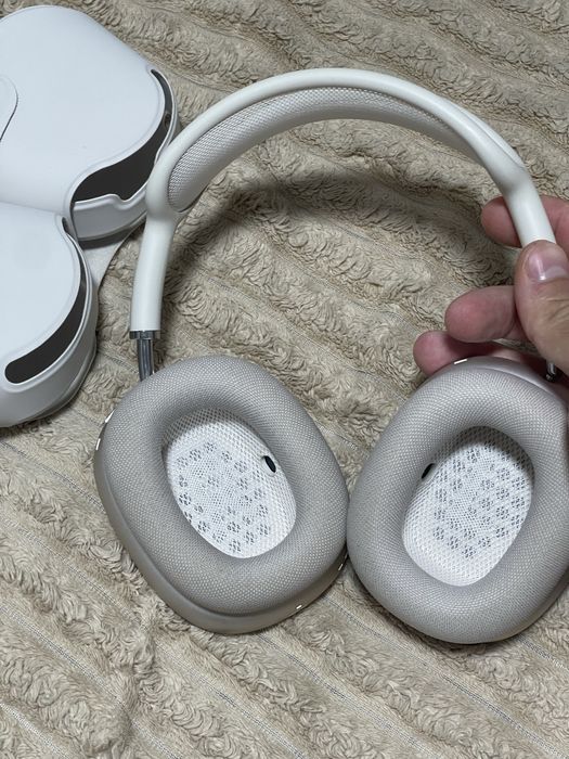 Apple AirPods Max 2024