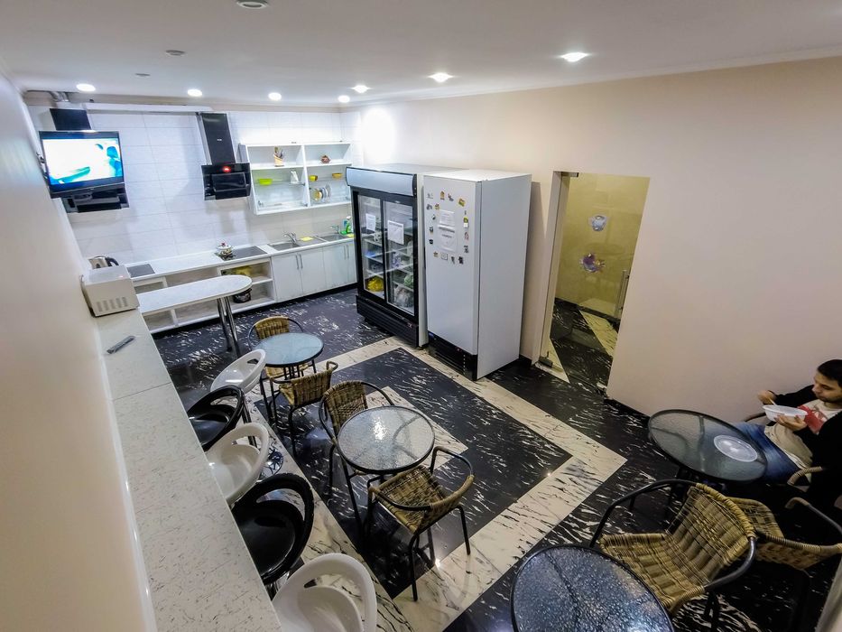 Выгодный хостел в Киеве, 1 этаж, подключены к свету!