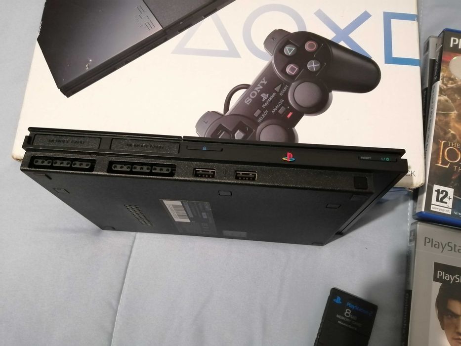 Playstation 2 com jogos incluídos