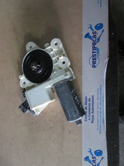 Motor vidro frente direito TOYOTA Avensis Wagon (_T25_)