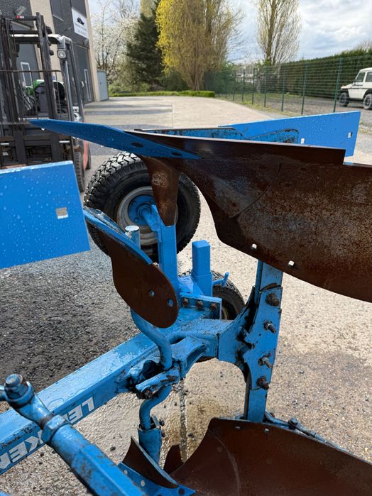 Плуг Lemken Opal 090/Kverneland