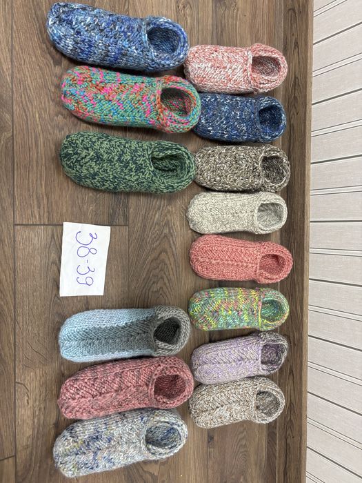 Вязаные следки, комнатные тапочки