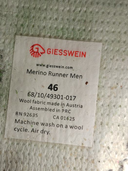 Super model butów biegowych z wełny merino Giesswein Merino Runners 46