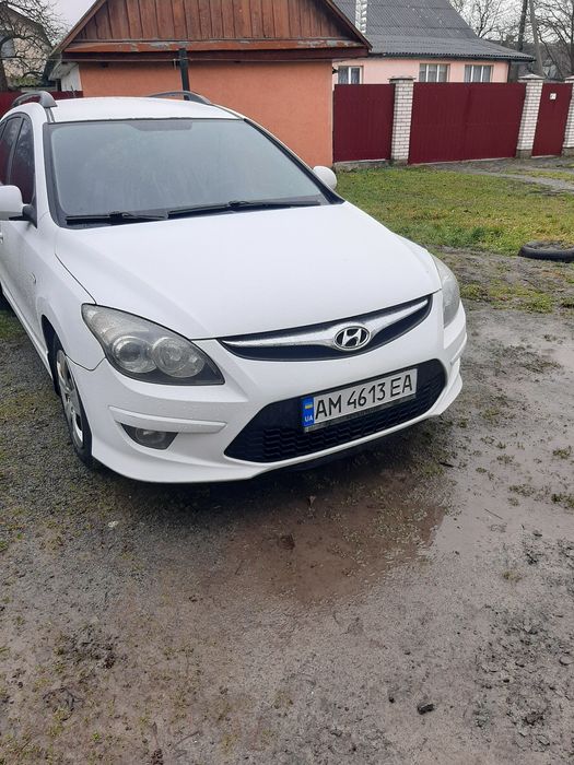 Продам Хюндай i30cw 2011