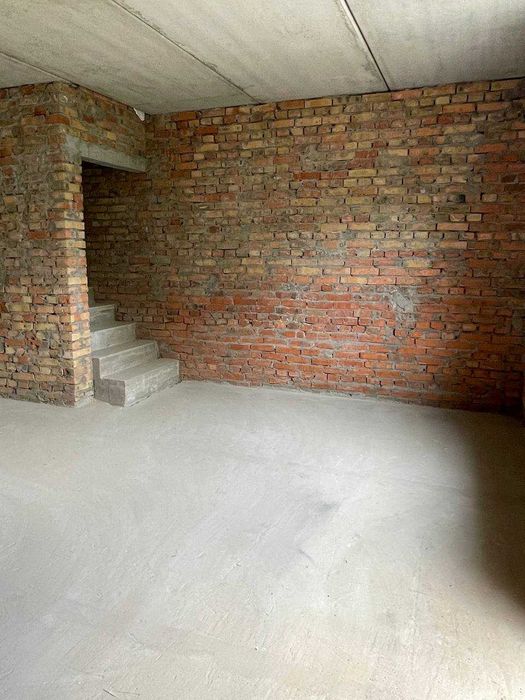 Терміновий Продаж 3 поверхового таунхауса , 164 кв. м, 3 кімнати Центр