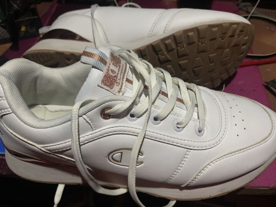 Buty sportowe biale champion uzywane