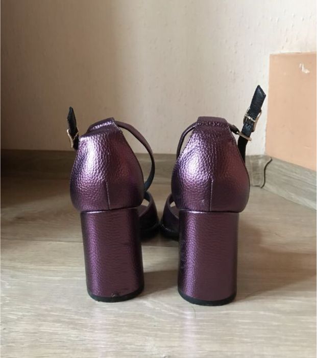 Туфлі/підбори