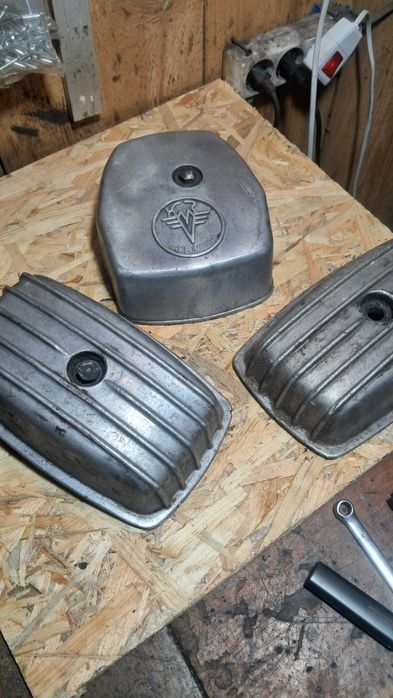 Клапанные крышки мт днепр в хорошем состоянии