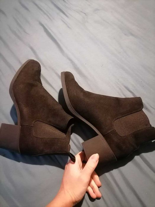 Терміново продам осінні черевики