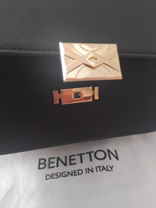 Шкіряна сумка кросс-боді Benetton (саф'яно). Нова