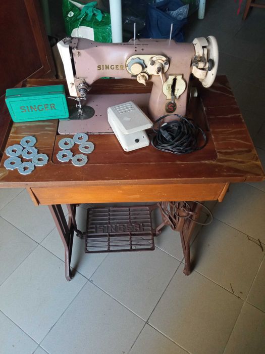 Máquina de costura Singer