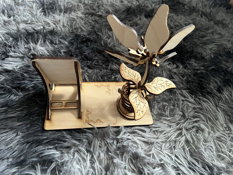 Ozdobna podstawka pod telefon