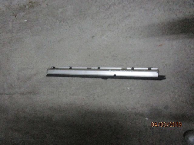 Chapeleira / tampo da mala AUDI A8 (4E_)