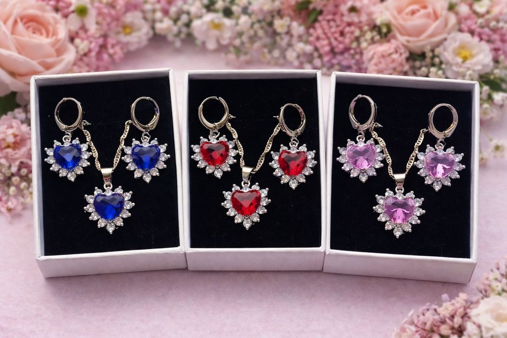 Набір прикрас — сережки + цепочка з підвіскою