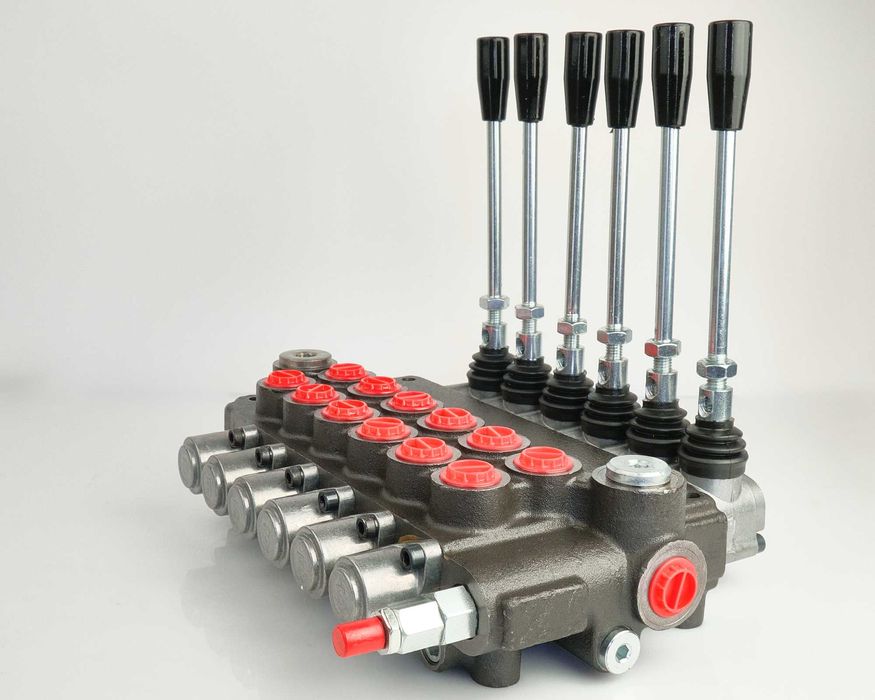 Гидрораспределитель / Гідророзподільник болгарський для КУН, трактора