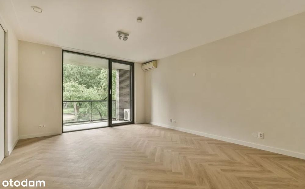 Inwestycyjna Kawalerka + obok Tramwaju + GARAŻ/BOKS + 10min CENTRUM