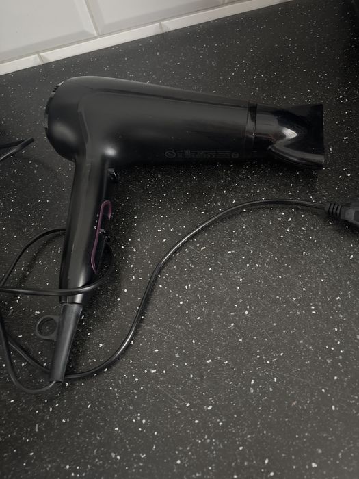 Suszarka do włosów 2100W PHILIPS HP8230/00