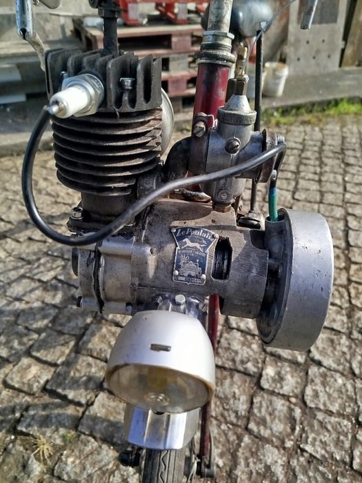 Bicicleta com motor le Poulain